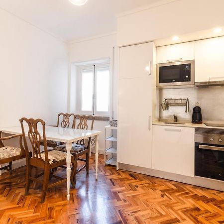 Carmo Apartments ลิสบอน ภายนอก รูปภาพ