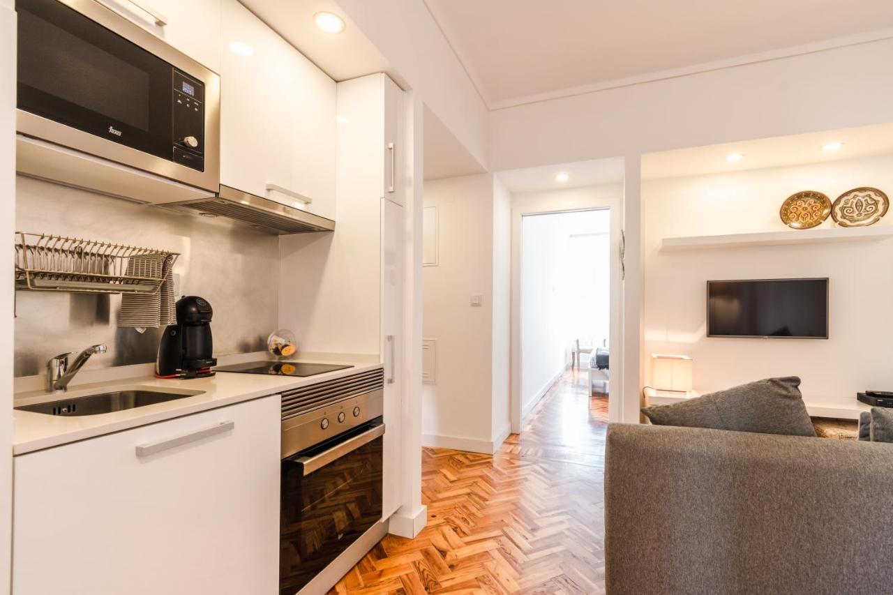 Carmo Apartments ลิสบอน ภายนอก รูปภาพ